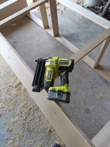 Best Cordless 18 Gauge Nailer